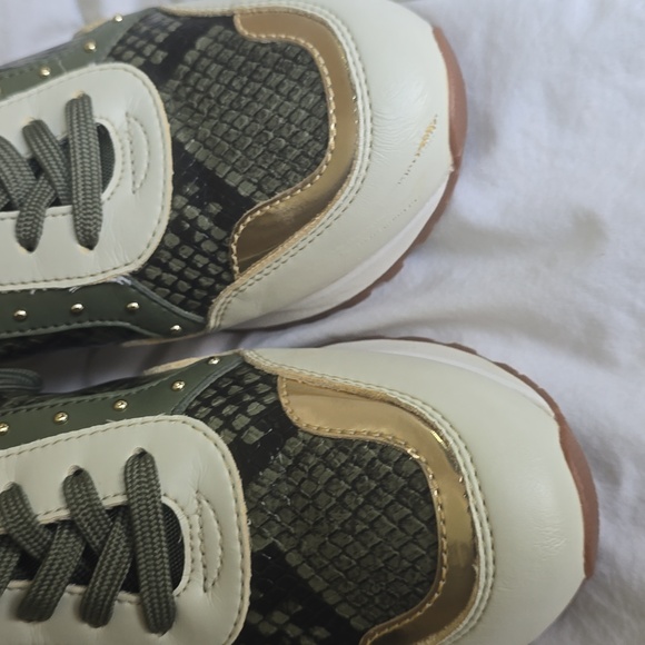 Michael Kors Green and White Sneakers Women's 8 1/2. - Picture 3 of 5